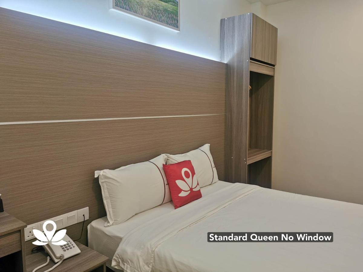 Zen Rooms Ambassador Residence Bintulu Bagian luar foto