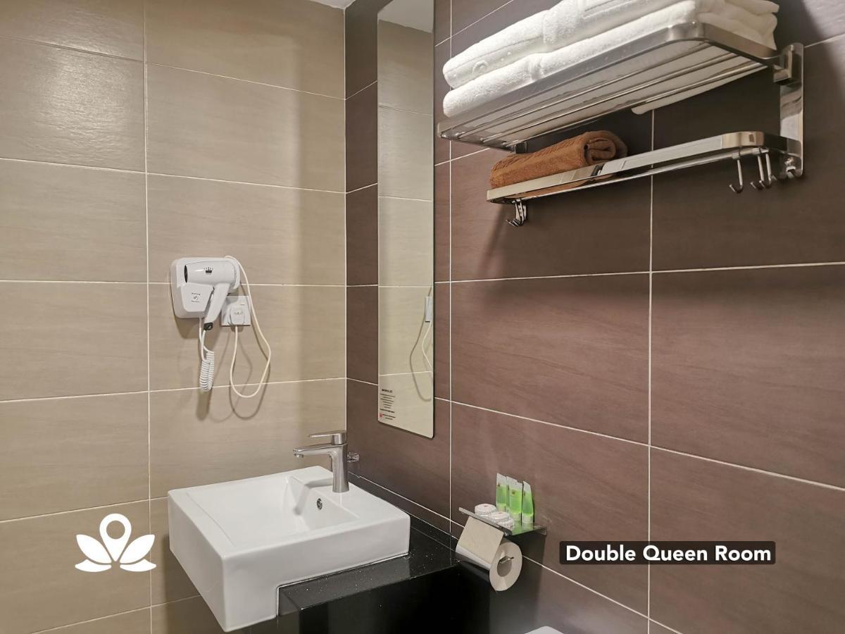Zen Rooms Ambassador Residence Bintulu Bagian luar foto