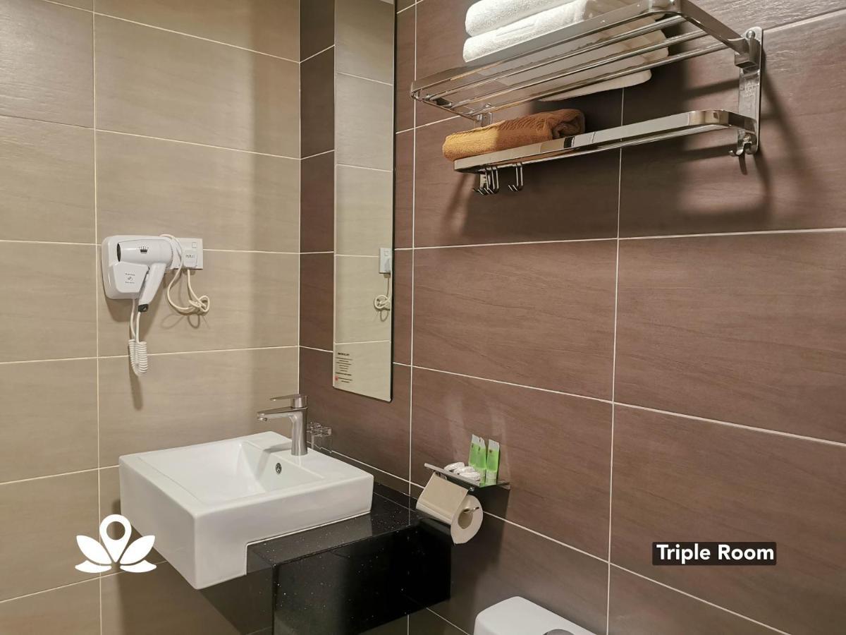 Zen Rooms Ambassador Residence Bintulu Bagian luar foto